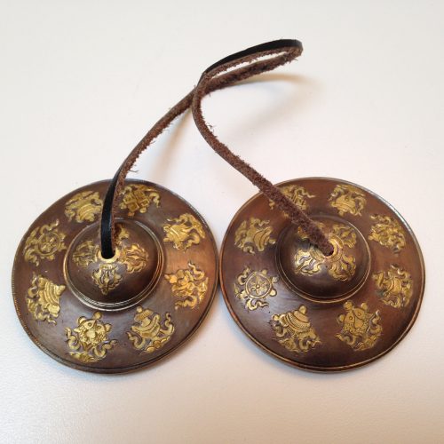 Hand-tuned to key austamangal, hand carving, 'om mane padme hum', dragon  hand-carved, flying dragon, 'OM', vintage, tribal, authentic tingsha Tibetan  bells(chimes), Buddhist bells, 7 metals, 5 metals, exclusive designs, plain  designs, master