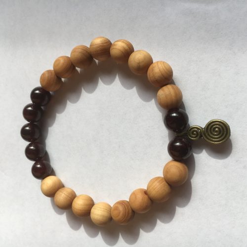 Cedarwood with gemstone bracelets with charm 6mm